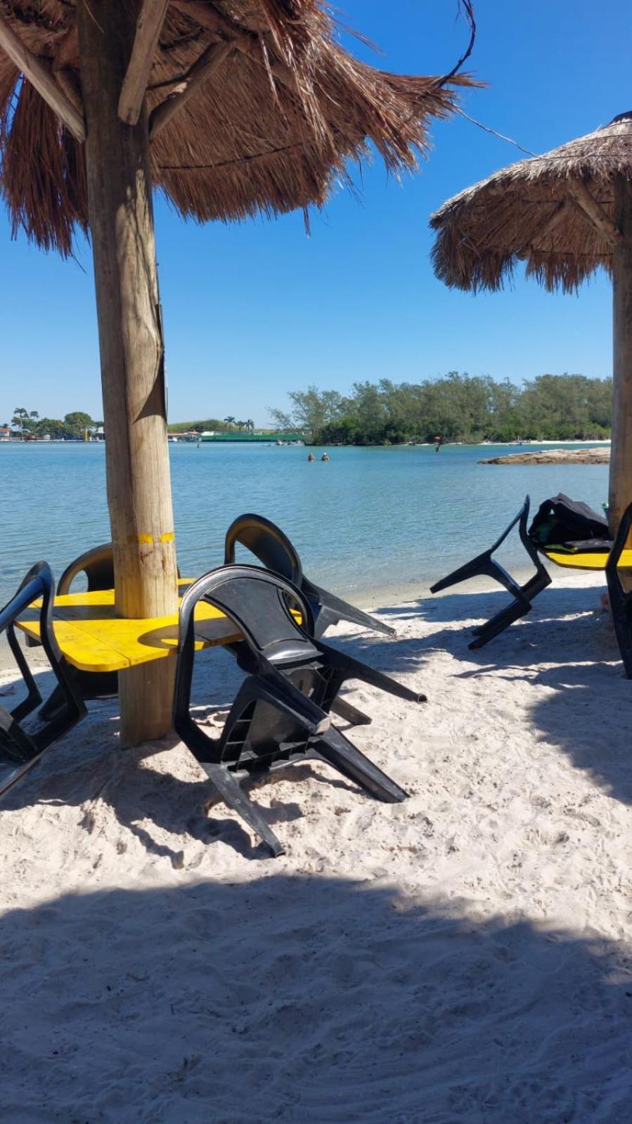 Сasa de vacaciones Chale Da Marcia Com Piscina E Churrasqueira Privativos